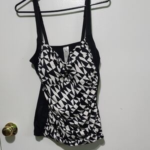 Black and White Fitted Ruched Tank Bikini TOP